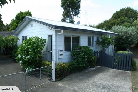 Photo of property in 2/7 Bunnythorpe Road, Papakura, 2110