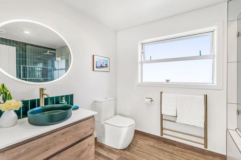 Photo of property in 73 Bentley Street, Russley, Christchurch, 8042