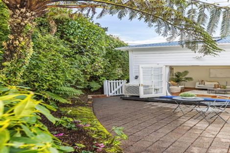 Photo of property in 29 Charlotte Avenue, Brooklyn, Wellington, 6021