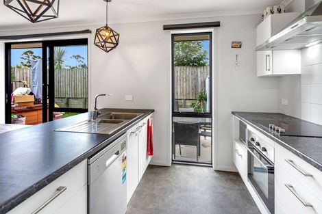 Photo of property in 84 Sentinel Avenue, Omokoroa, 3114