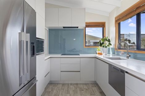 Photo of property in 24 Ocean Road, Ohope, 3121