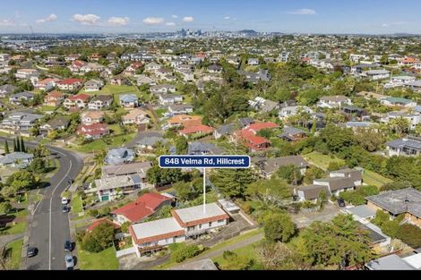 Photo of property in 2/84 Velma Road, Hillcrest, Auckland, 0627