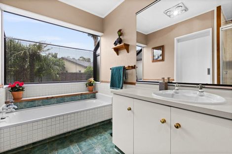 Photo of property in 38 Allens Lane, Clive, 4102