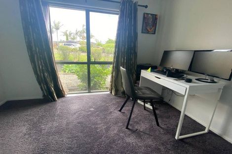 Photo of property in 19 Aclare Place, East Tamaki, Auckland, 2016