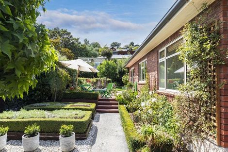 Photo of property in 19 Bowenvale Avenue, Cashmere, Christchurch, 8022
