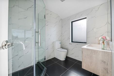 Photo of property in 1 Aklander Rise, Flat Bush, Auckland, 2019