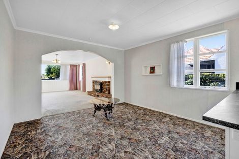 Photo of property in 5 Wera Street, Hawera, 4610