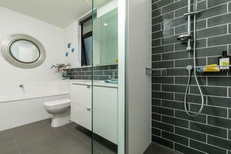 Photo of property in 15 Cochrane Road, Hobsonville, Auckland, 0616