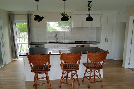 Photo of property in 28 Tiverton Road, Avondale, Auckland, 0600