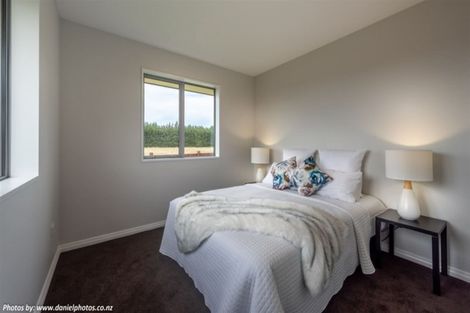 Photo of property in 23 Kingsdowne Drive, West Melton, 7618