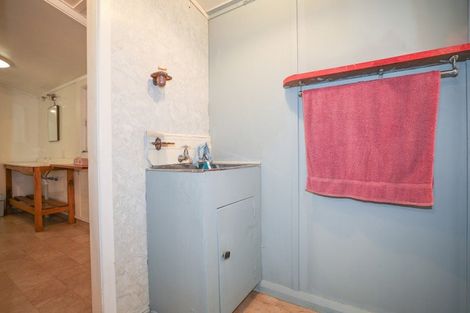 Photo of property in 205 Te Rena Road, Kakahi, 3989