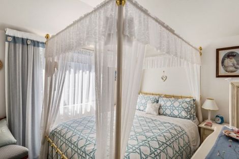 Photo of property in 13a Parau Avenue, Diamond Harbour, 8972