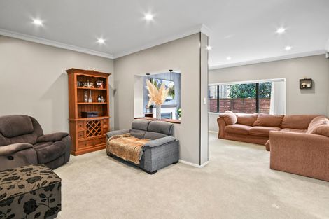 Photo of property in 27 Premila Drive, Pukekohe, 2120