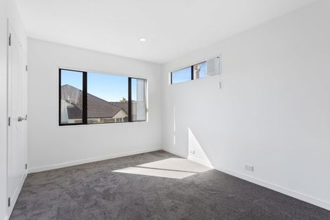 Photo of property in 26 Lamia Place, The Gardens, Auckland, 2105