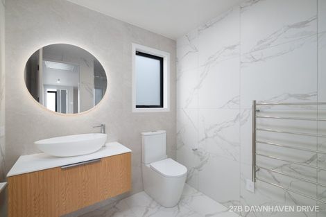 Photo of property in 27a Dawnhaven Drive, Te Atatu Peninsula, Auckland, 0610