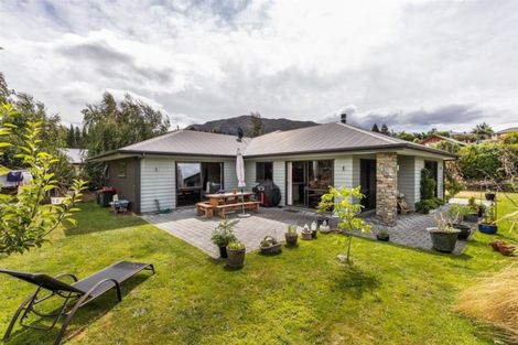 Photo of property in 82 Nichol Street, Lake Hawea, Wanaka, 9382