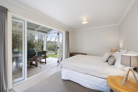 Photo of property in 8 Ramsay Drive, Acacia Bay, Taupo, 3385