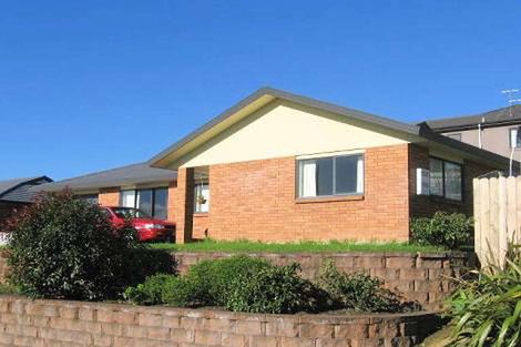 Photo of property in 17a Chesterton Terrace, Henderson, Auckland, 0612