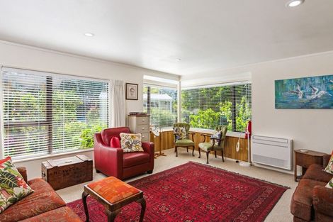 Photo of property in 31 Walton Avenue, Waikanae, 5036