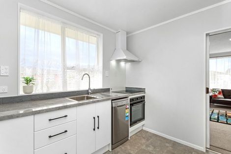 Photo of property in 102 Pasadena Crescent, Totara Park, Upper Hutt, 5018