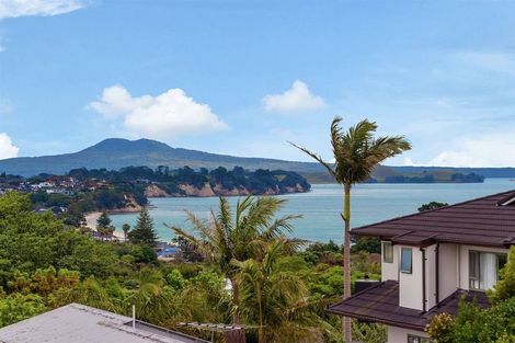 Photo of property in 19 Copperfield Terrace, Mellons Bay, Auckland, 2014