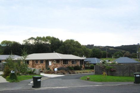 Photo of property in 27 Duxford Crescent, Fairfield, Dunedin, 9018