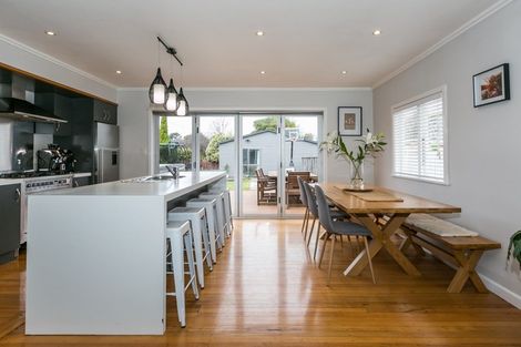 Photo of property in 5 Sheehan Street, Bay View, Napier, 4104