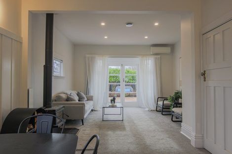 Photo of property in 80 Somerfield Street, Somerfield, Christchurch, 8024