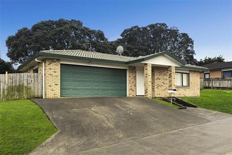 Photo of property in 4 Glenveagh Park Drive, Manurewa, Auckland, 2102