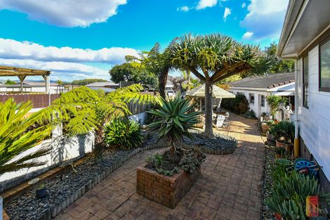Photo of property in 47 Bellfield Road, Opaheke, Papakura, 2113