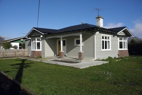 Photo of property in 27 Queen Street, Winton, 9720