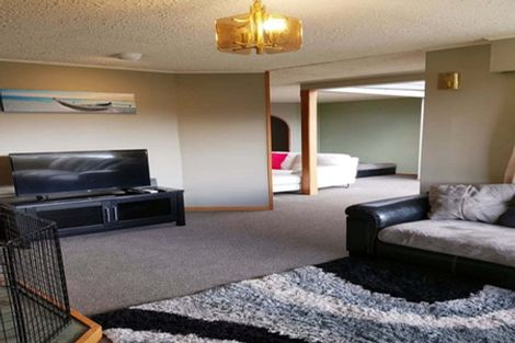 Photo of property in 33 Mackinnon Loop, Te Anau, 9600