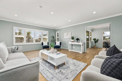Photo of property in 6 Mahana Road, Paraparaumu Beach, Paraparaumu, 5032