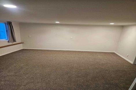 Photo of property in 1/8 Alston Avenue, Kelston, Auckland, 0602