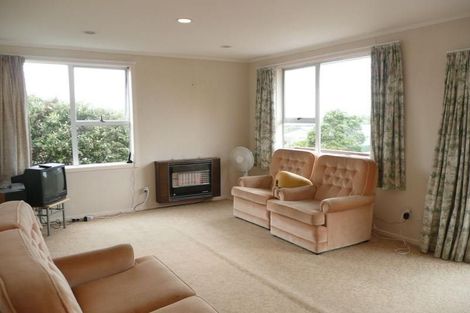 Photo of property in 5a Reese Jones Grove, Maungaraki, Lower Hutt, 5010