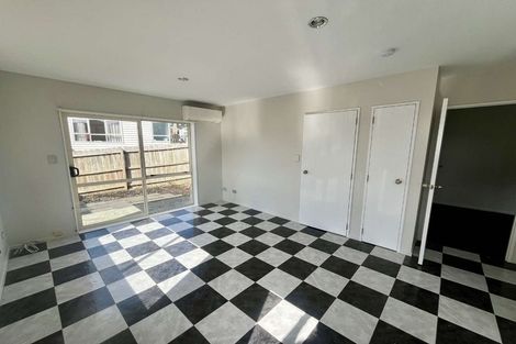 Photo of property in 26 Lismore Way, Oteha, Auckland, 0632