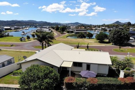 Photo of property in 336 Waterways Parade, Pauanui, Hikuai, 3579