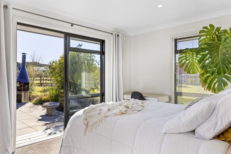 Photo of property in 3 Karaka Place, Kinloch, Taupo, 3377