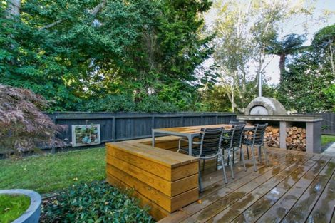 Photo of property in 28c Hamilton Road, Cambridge, 3434