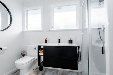 Photo of property in 2 Given Street, Havelock North, 4130