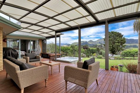 Photo of property in 241 Tanners Point Road, Tanners Point, Katikati, 3177