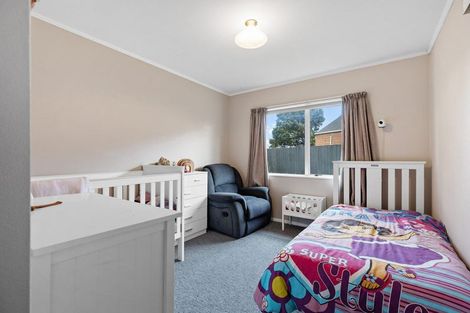 Photo of property in 105 Hillcrest Drive, Kelvin Grove, Palmerston North, 4414