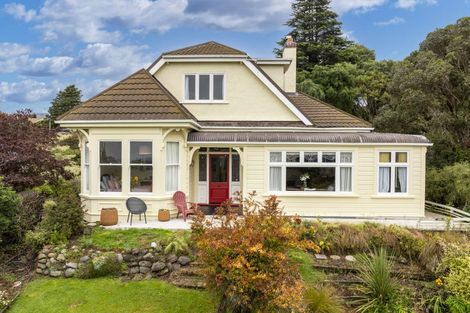 Photo of property in 10 Hart Street, Belleknowes, Dunedin, 9011