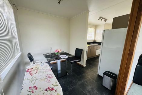 Photo of property in 6 Lewis Place, Highbury, Palmerston North, 4412