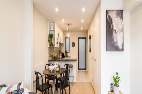 Photo of property in 19 Hewlett Road, Massey, Auckland, 0614