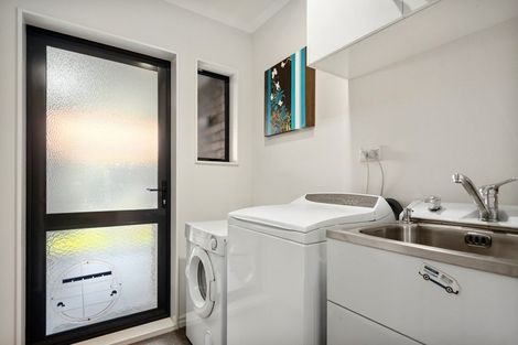 Photo of property in 96 Sovereign Drive, Papamoa Beach, Papamoa, 3118