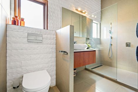 Photo of property in 20 De Luen Avenue, Tindalls Beach, Whangaparaoa, 0930