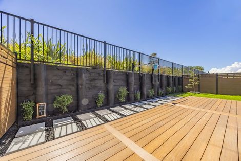 Photo of property in 89 Podgora Avenue, Huapai, Kumeu, 0810