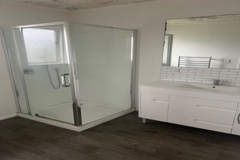 Photo of property in 12 Michelle Place, Mangere, Auckland, 2022