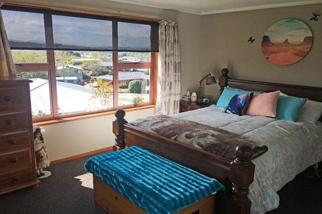 Photo of property in 3 Athenry Road, Bridge Hill, Alexandra, 9320